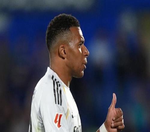 西甲领头羊易主！姆巴佩10连斩领跑射手榜，皇马10登顶宣战巴萨