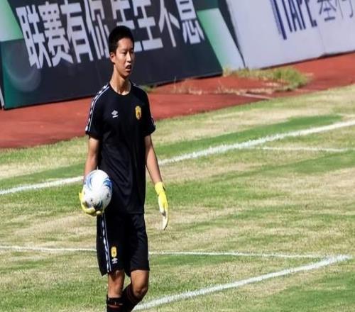下一个王大雷！19岁门将中甲带2队冲超：又拿下全运会冠军！