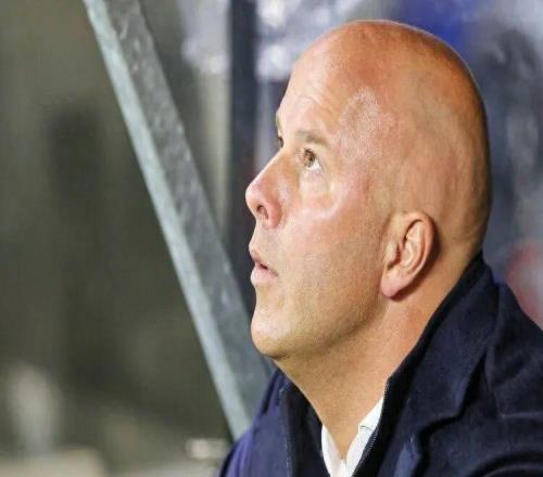 压力堆满：斯洛特利物浦遭遇联赛四连败，接下来连战苦主曼城皇马