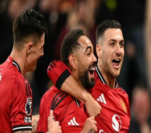 詹库科齐发威，曼晚评分：库尼亚、姆伯莫、谢什科均拿8分最高