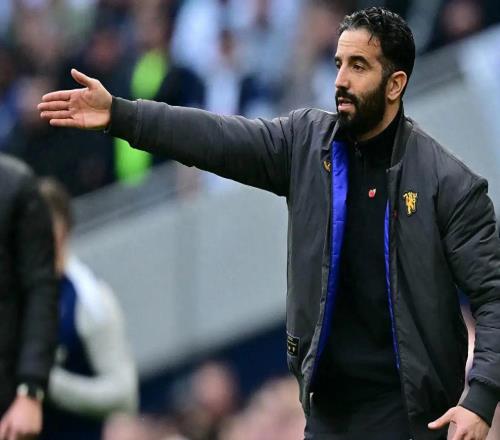 等了10个月！利马伤愈复出，曼联客场冲前四迎强心针