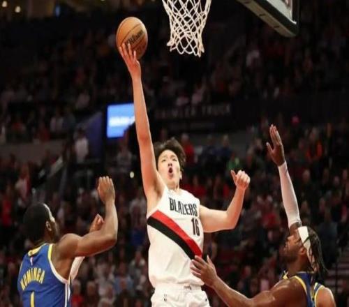 季前赛获比卢普斯充分信任体能成杨瀚森最大问题