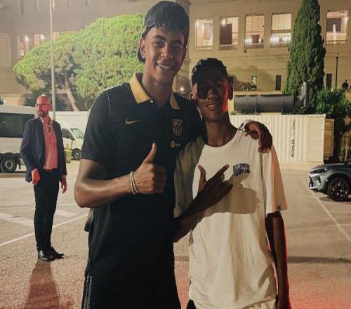 巴萨欲免费挖角曼联青训太子，曝其心怀儿萨梦！欧洲多家豪门觊觎