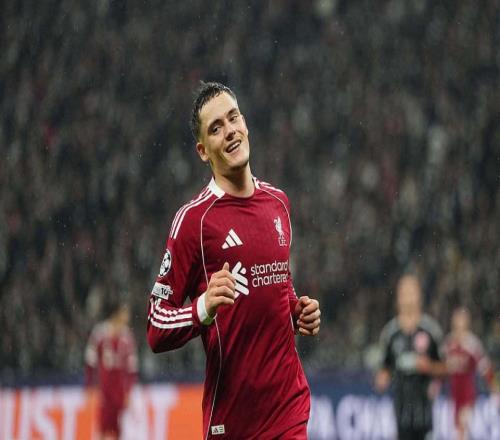 争议利物浦头牌空门不传遭狂批！1.36亿新援首球落空+暴怒摊手