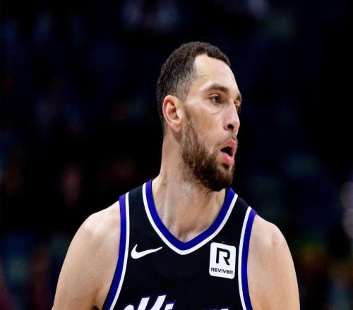 美媒：拉文可以出战今日对阵湖人的比赛