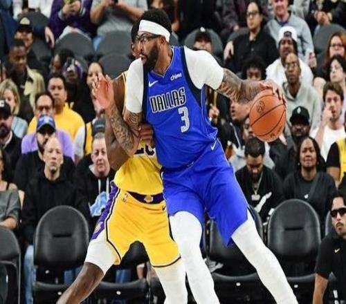 浓眉18+9文森特22分独行侠27分大胜湖人