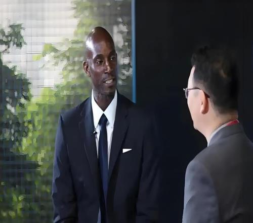 鲜花掌声下的残酷真相！加内特肺腑1言：惊醒杨瀚森看懂努力方向