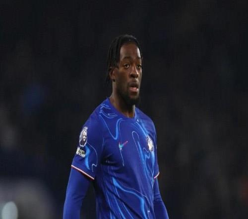 被一线队弃用后，迪萨西代表切尔西青年队出战