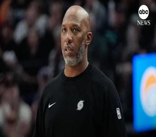 公开逮捕比卢普斯！炸了，整个NBA都炸了...