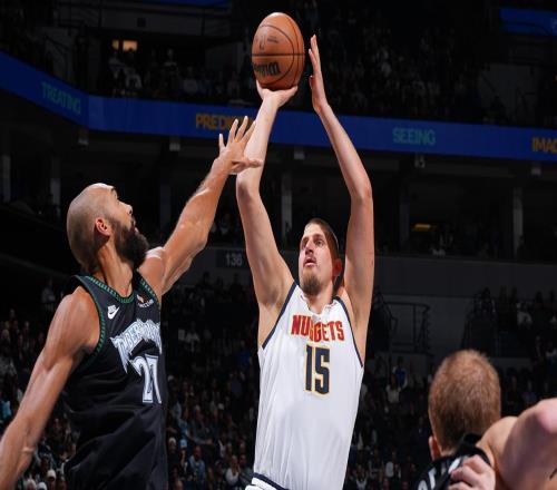 约基奇大3双创NBA历史第2神迹，掘金2连胜！穆雷43+6单节23分暴走