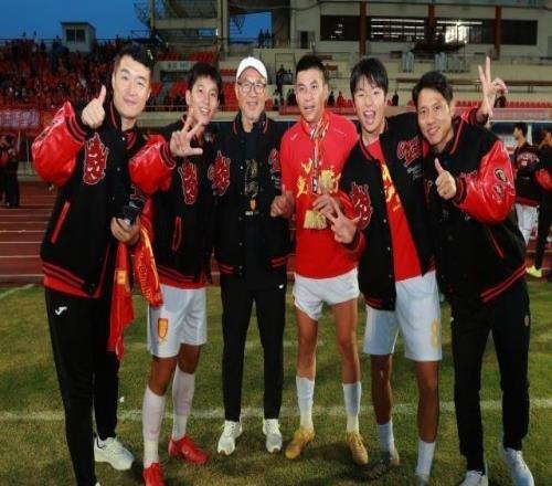 【专题】时隔1265天，他们把中超还给了重庆