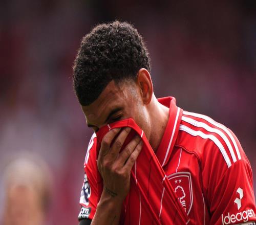 吉布斯怀特：比分不应是03，我们创造了机会却没把握住