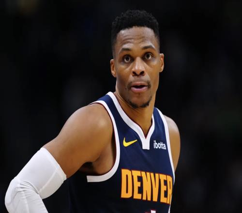 就在今天！37岁的威少做出了决定