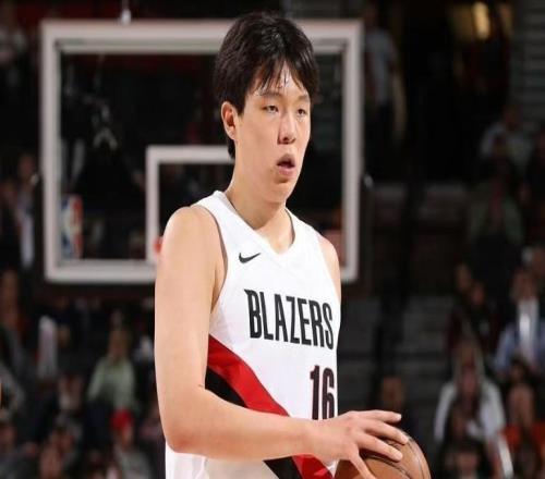 媒体人谈杨瀚森NBA得分超越孙悦：两人的处境可完全不一样