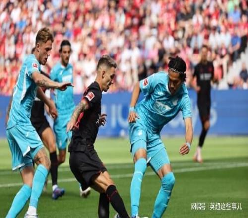 天崩开局！滕哈格德甲首秀栽了，遭弱旅2球逆转，场边大喊表不满