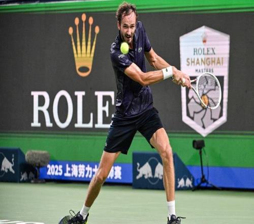 德约科维奇不敌“超级黑马”，上海大师赛决赛对阵出炉