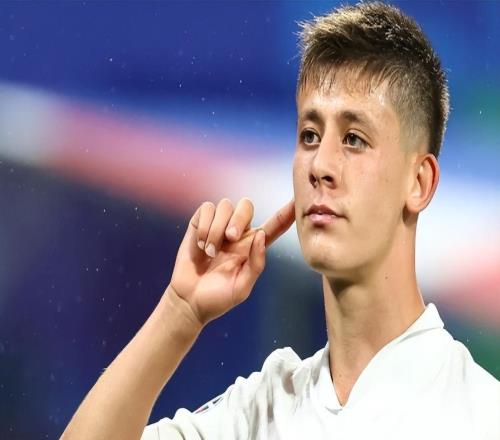 皇马VS赫塔费：法国双后腰坐镇，中场神童领衔进攻，当家巨星冲锋