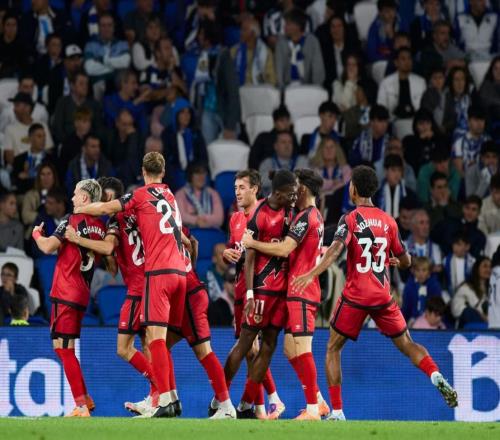 西甲最新积分战报：巴萨爆大冷，马竞翻车，巴列卡诺绝杀