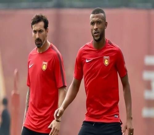 传奇！“中超水货”今天欧冠再破门：已拿3个金靴3个银靴！