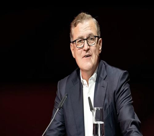 德雷森：我们在和那些不需要为钱发愁的俱乐部竞争，但这很好