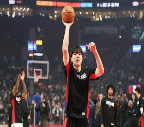 NBA季前赛杨瀚森谈落泪：当时内心情绪激动