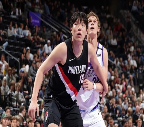 4场NBA季前赛打完！杨瀚森各项数据出炉，得分排在队内第七