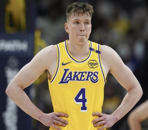 负资产！湖人执行克内克特第三年420万球队选项想交易存难度