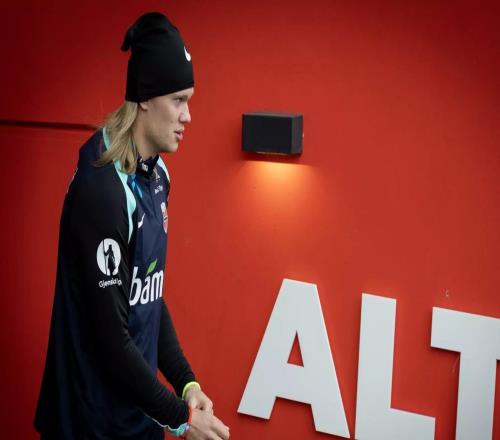 哈兰德：带挪威进世界大赛是我长久以来的目标