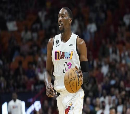 阿德巴约：热火没有控卫反而更具活力，多名球员能发起进攻