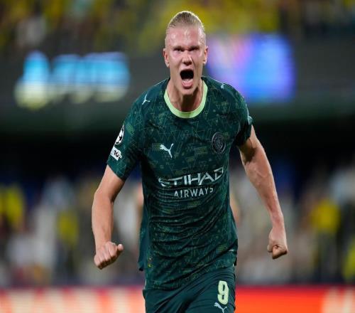 20！12战狂轰22球，哈兰德比肩C罗，曼城轻取黄潜，豪取3连胜