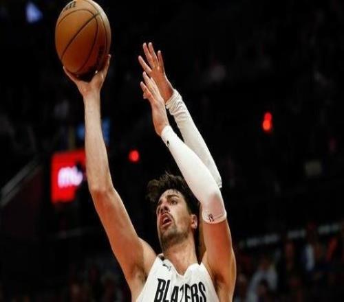 比卢普斯透露揭幕战首发：阿夫迪亚代替格兰特入选