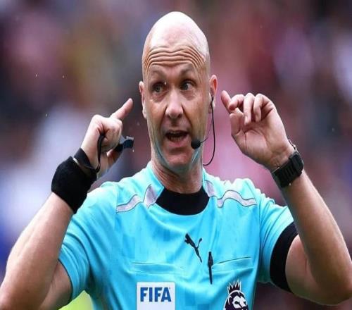 英超第22轮裁判：安东尼泰勒执法曼市德比，鲍森担任VAR