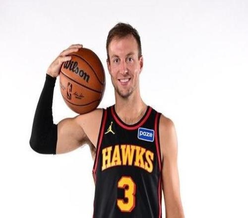 肯纳德：特雷杨能让身边球员变更好期待和他并肩作战