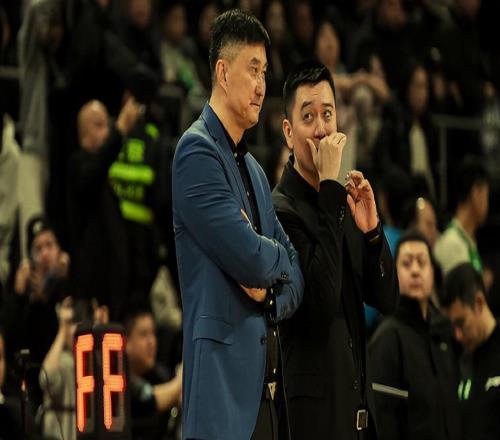 亨特首秀9+4，辽篮输在外援手里！张陈治锋狂轰17+6,杨鸣赢在未来