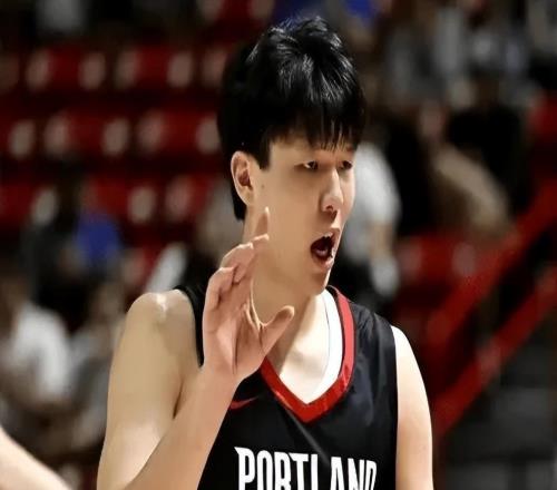 杨瀚森被弃用成常态！主帅早已道出原因，下放发展联盟将成习惯！