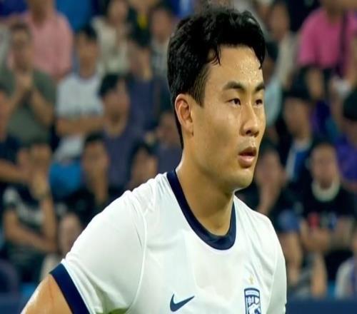 三镇外援朴志洙首发出战新鹏城，迎个人中超百场里程碑