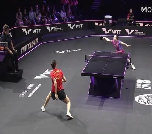 石洵瑶3-2战胜伊藤美诚，晋级横滨冠军赛女单八强