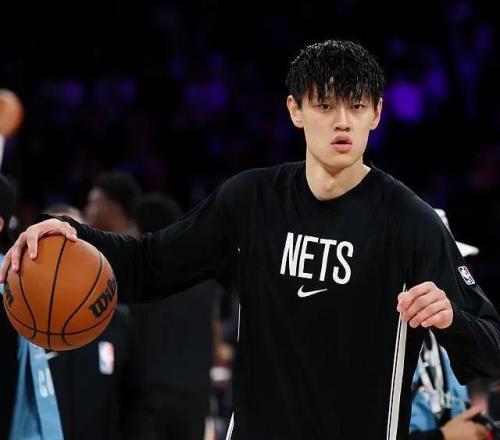 篮网官方确认曾凡博被裁，NBA梦想暂时终结，有点可惜！