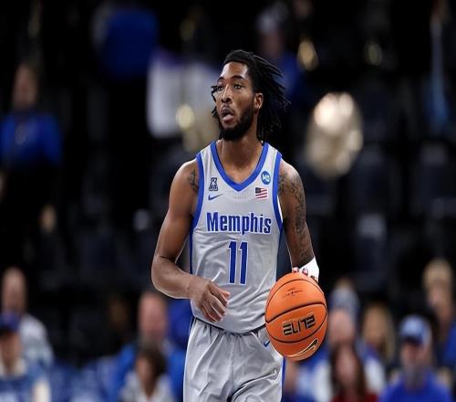 火箭连续裁掉4名刚刚签下的球员，他们都会出现在NBA发展联盟