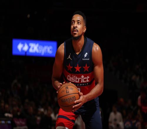 狂轰46+10三分，CJ导演大爆冷！倒数第一终结14连败证明NBA无弱旅