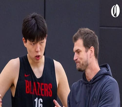 杨瀚森前途未卜，开拓者主帅发话：他需做好3点，才能立足NBA