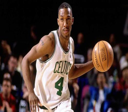 比卢普斯黑历史曝光！FBI涉赌逮捕不算事，97年性侵指控早留前科