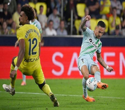 打脸曼联25岁安东尼双响+绝平！进招牌兜射世界波，率队7场不败