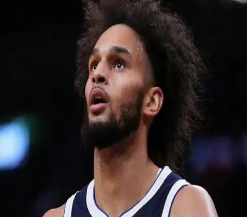 官宣赛季报销！小牛中锋彻底倒下，欧文运气真差