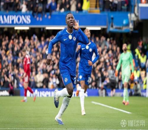 邮报：凯塞多与原经纪人解约，其家族聘请了一位体育律师