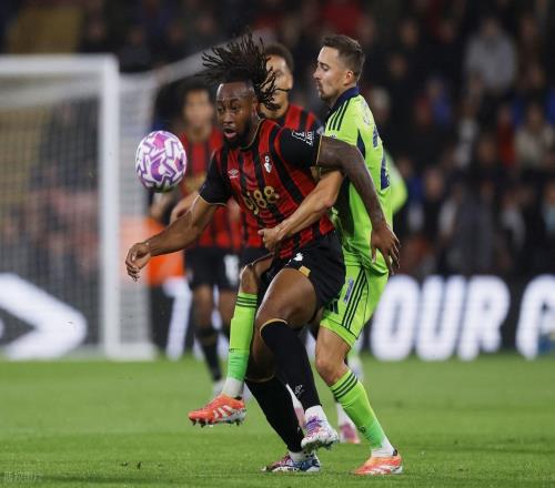 英超最新积分战报神锋造3球紧追哈兰德伯恩茅斯超阿森纳升至第2