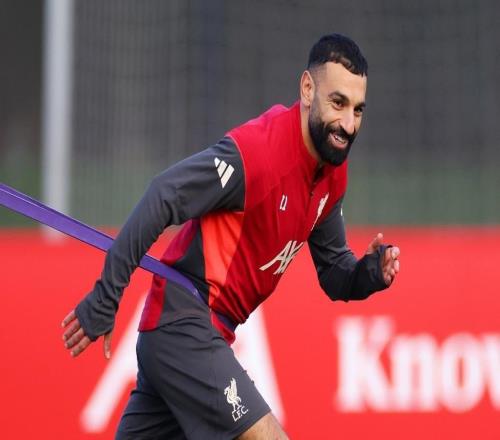 体坛联播｜多位国乒选手晋级总决赛四强，CBA新赛季打响