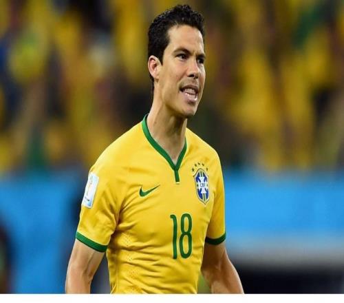 韩媒嘲讽：中超队逼外援喝酒，违反职业精神，难怪中国男足这么差