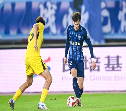 中超保级形势：三镇、新鹏城基本无忧，梅州或被海牛亚泰超越