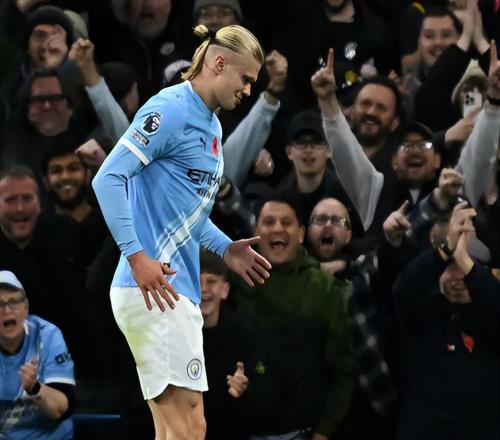 随着曼城31，铁锤帮31，英超最新积分榜如下，枪手6分优势领跑